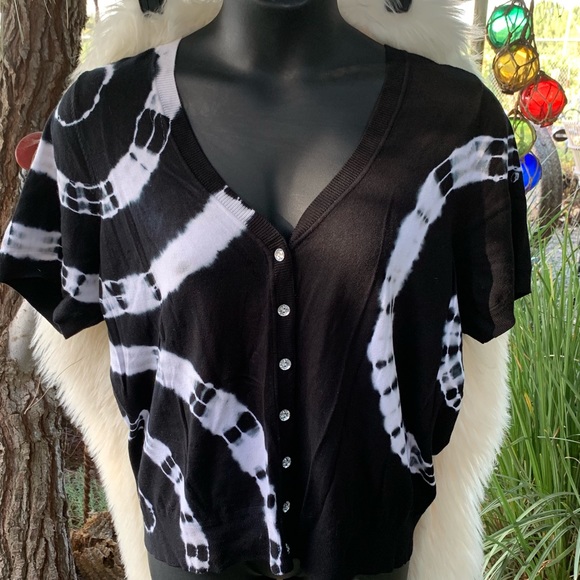 INC International Concepts Tops - INC button up sweater Top